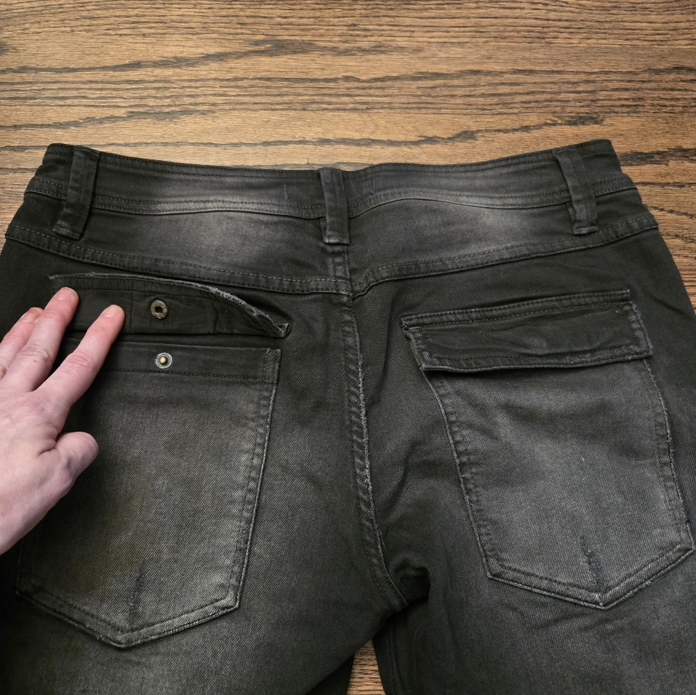 Free People Distressed Boyfriend Jeans - Picture 4 of 5